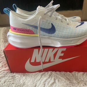 New Nike Invin Run